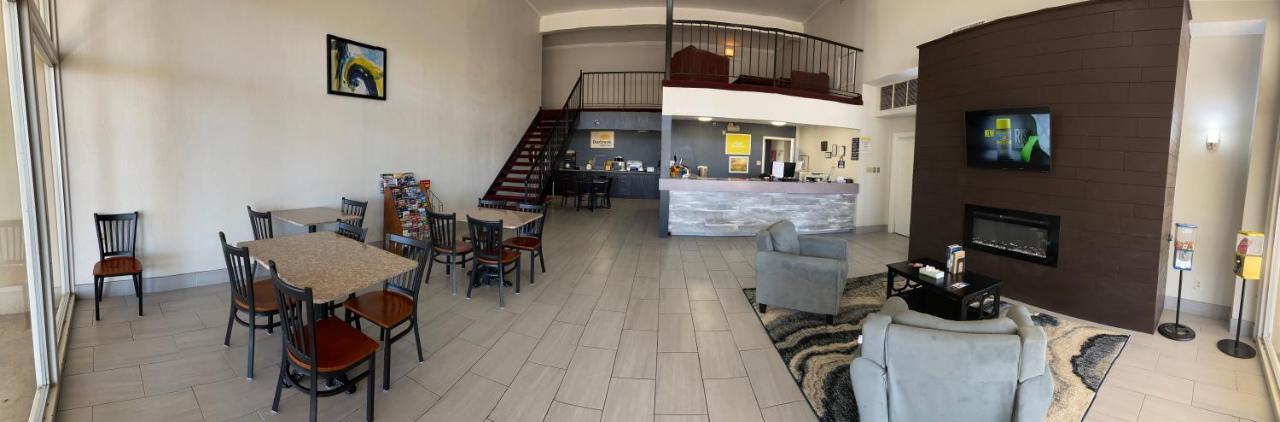 Days Inn By Wyndham Eastland Esterno foto