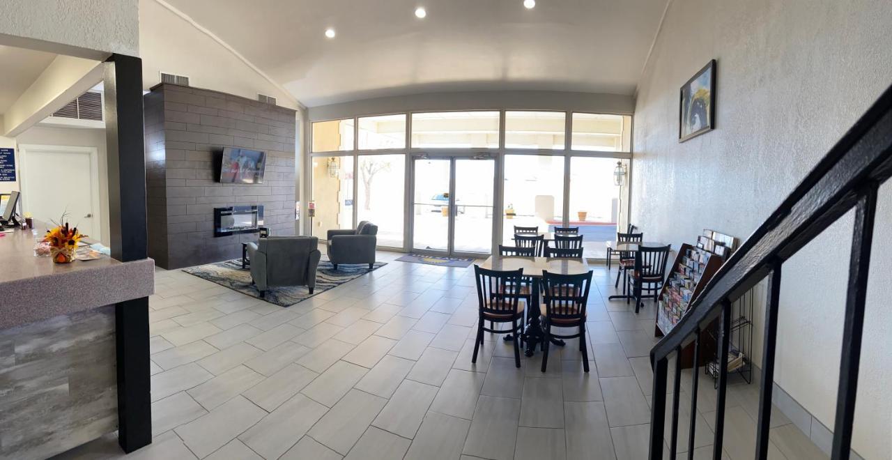 Days Inn By Wyndham Eastland Esterno foto